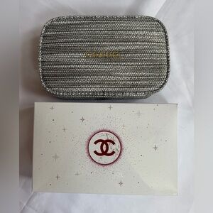 Chanel Beauty Cosmetic Pouch - Gray